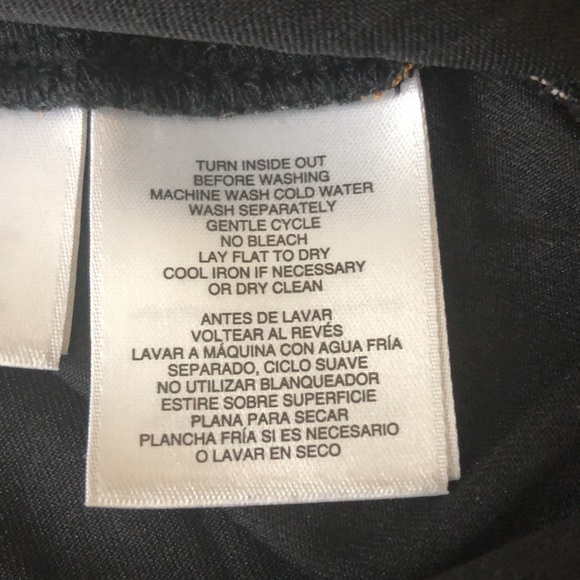 Nine West small short sleeve leopard ruched top - Picture 5 of 5